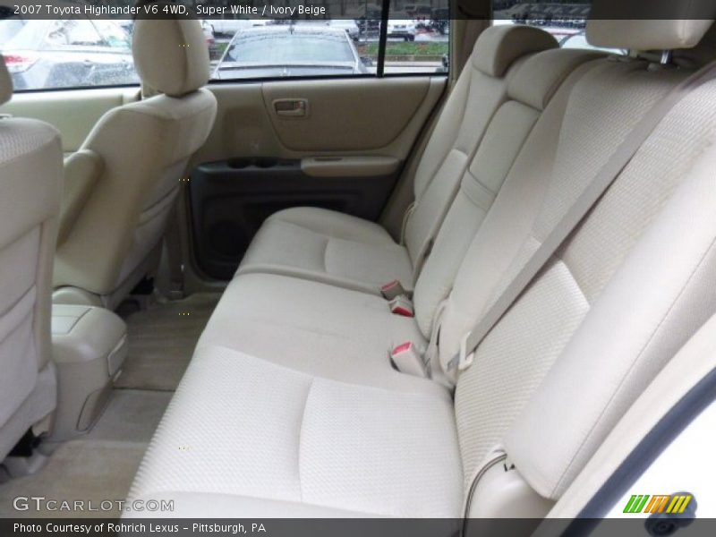 Super White / Ivory Beige 2007 Toyota Highlander V6 4WD