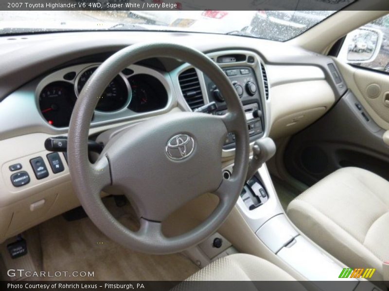 Super White / Ivory Beige 2007 Toyota Highlander V6 4WD