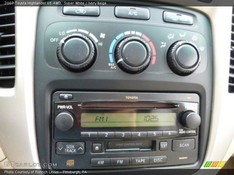 Super White / Ivory Beige 2007 Toyota Highlander V6 4WD