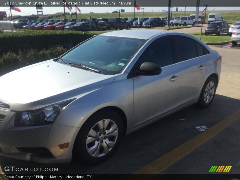 Silver Ice Metallic / Jet Black/Medium Titanium 2012 Chevrolet Cruze LS