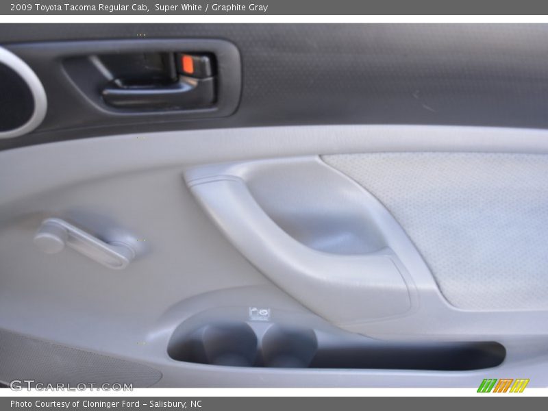 Super White / Graphite Gray 2009 Toyota Tacoma Regular Cab