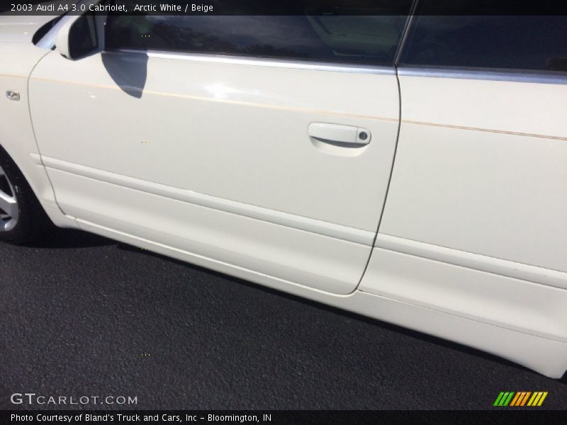 Arctic White / Beige 2003 Audi A4 3.0 Cabriolet