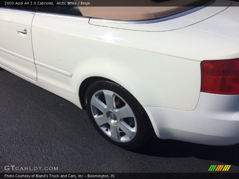 Arctic White / Beige 2003 Audi A4 3.0 Cabriolet
