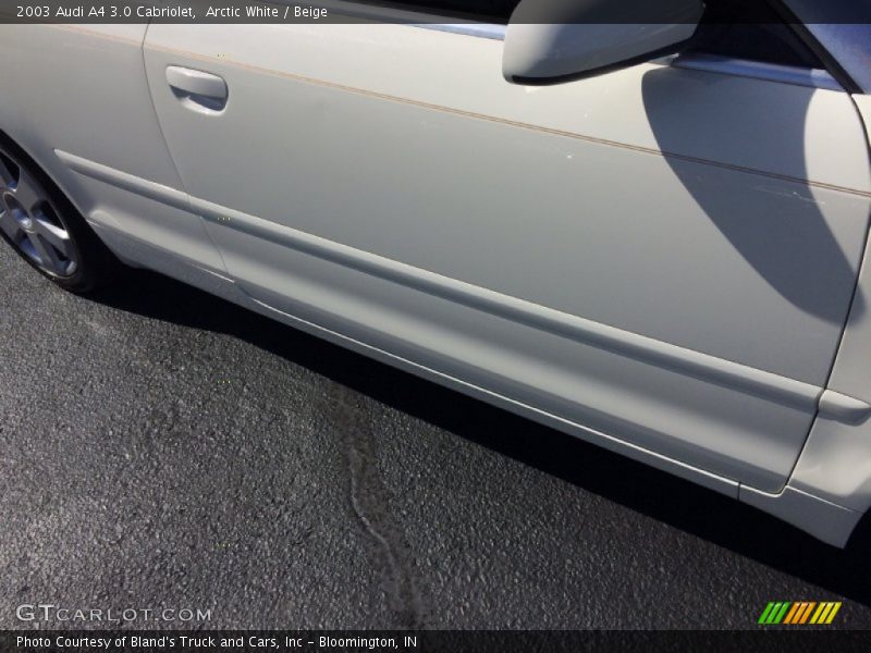 Arctic White / Beige 2003 Audi A4 3.0 Cabriolet