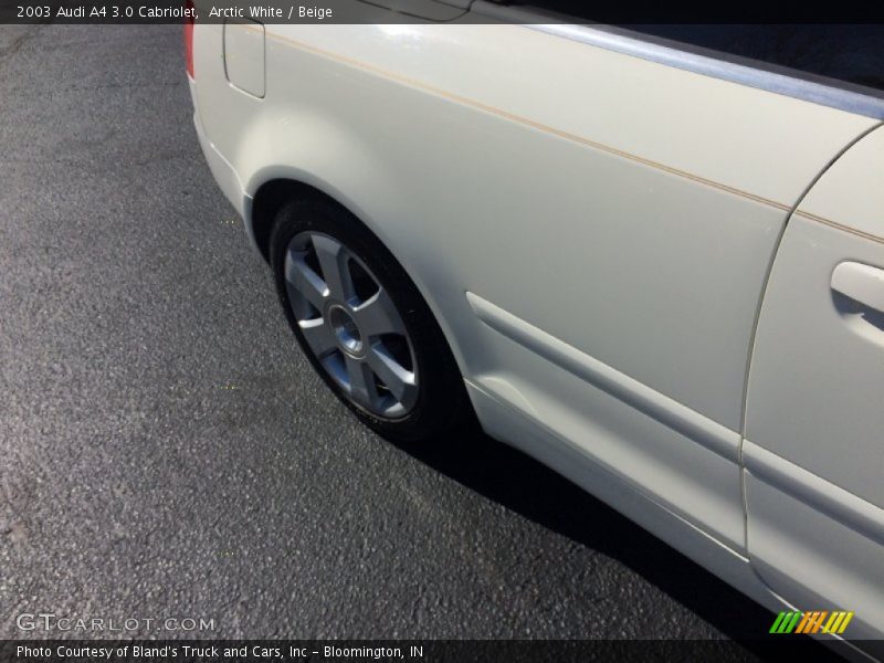 Arctic White / Beige 2003 Audi A4 3.0 Cabriolet