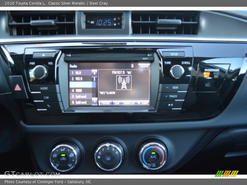 Classic Silver Metallic / Steel Gray 2016 Toyota Corolla L