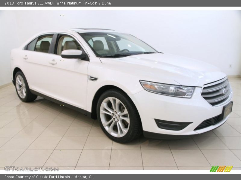 White Platinum Tri-Coat / Dune 2013 Ford Taurus SEL AWD