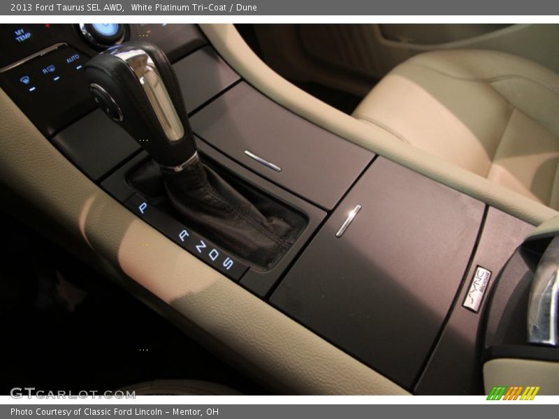 White Platinum Tri-Coat / Dune 2013 Ford Taurus SEL AWD