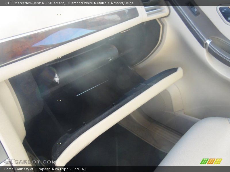 Diamond White Metallic / Almond/Beige 2012 Mercedes-Benz R 350 4Matic