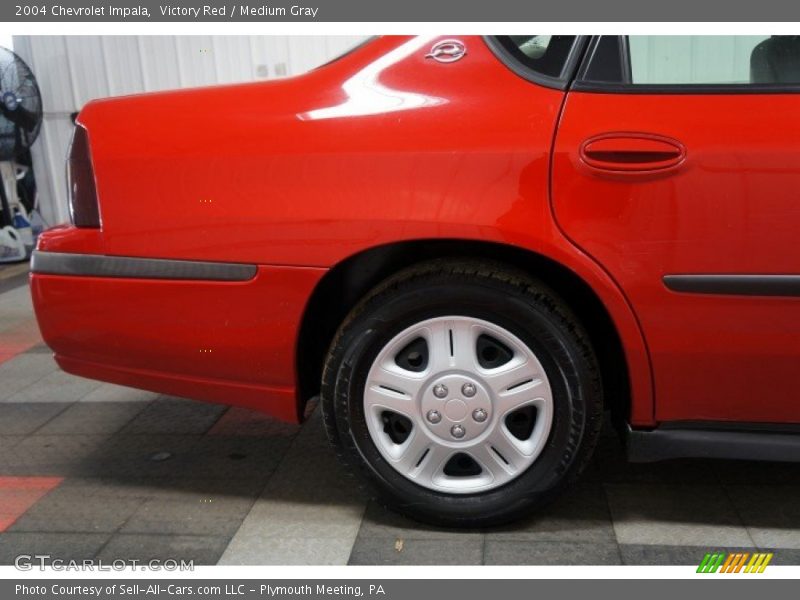 Victory Red / Medium Gray 2004 Chevrolet Impala