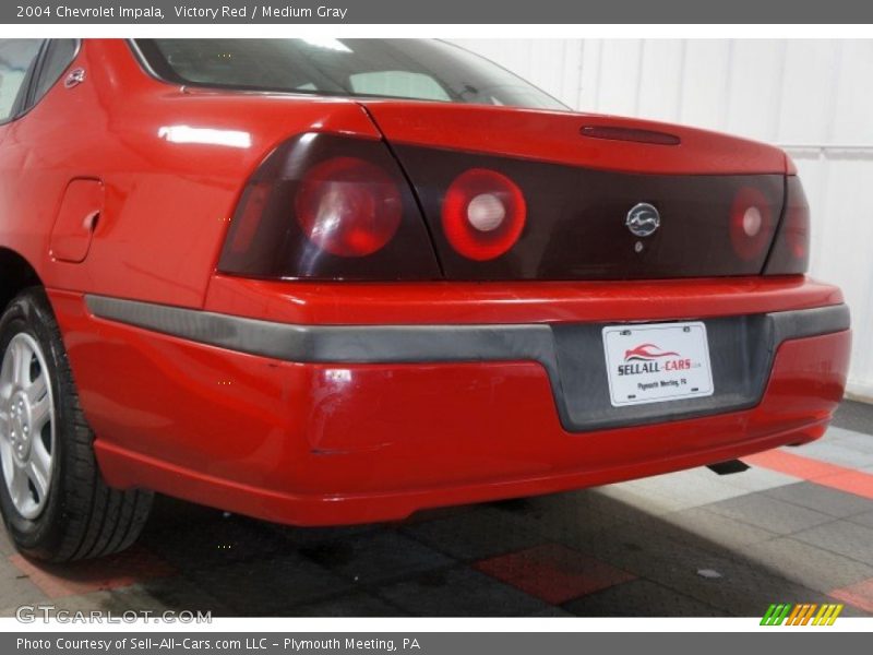 Victory Red / Medium Gray 2004 Chevrolet Impala
