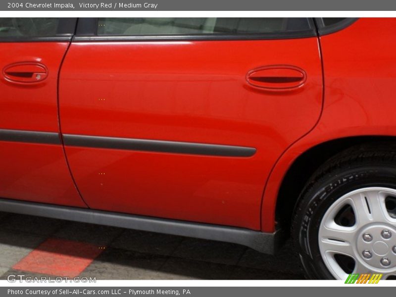 Victory Red / Medium Gray 2004 Chevrolet Impala