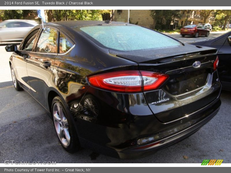 Tuxedo Black / Charcoal Black 2014 Ford Fusion SE