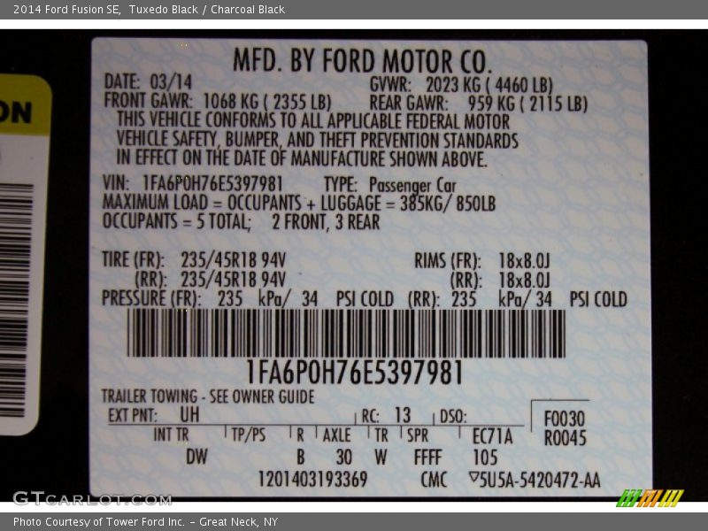 Tuxedo Black / Charcoal Black 2014 Ford Fusion SE