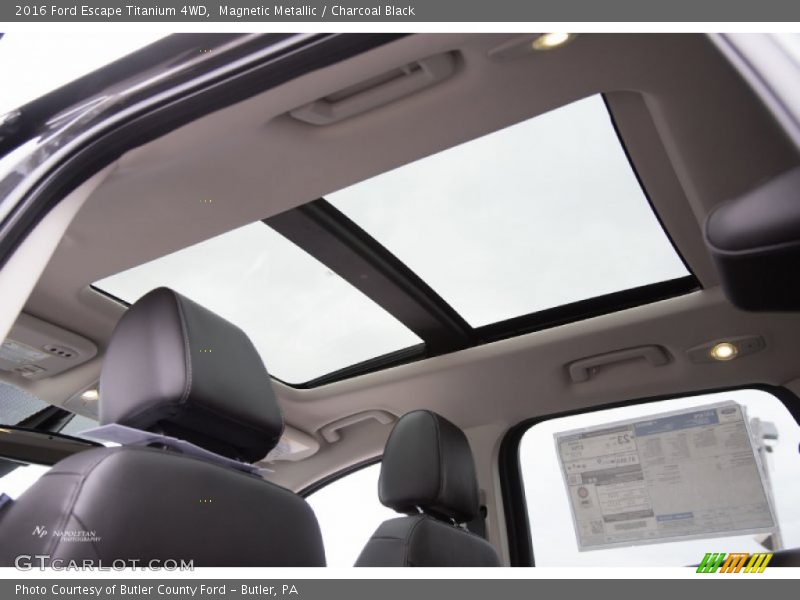 Magnetic Metallic / Charcoal Black 2016 Ford Escape Titanium 4WD