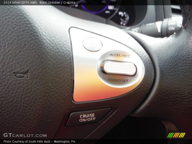 Controls of 2014 QX70 AWD