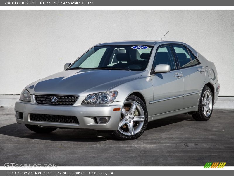 Front 3/4 View of 2004 IS 300