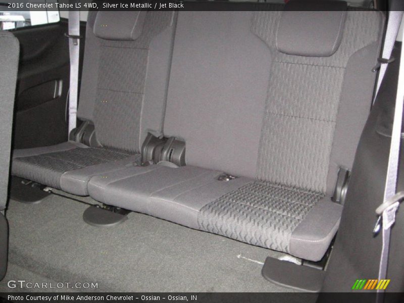 Silver Ice Metallic / Jet Black 2016 Chevrolet Tahoe LS 4WD