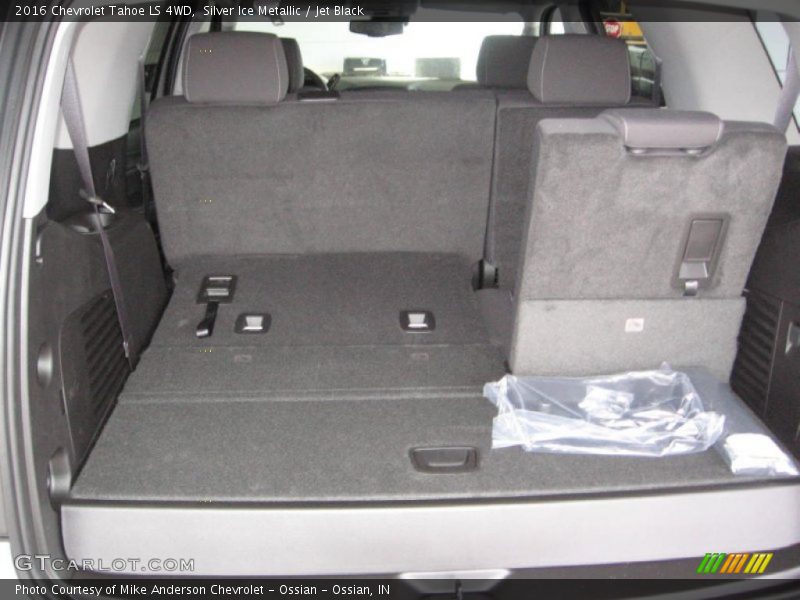 Silver Ice Metallic / Jet Black 2016 Chevrolet Tahoe LS 4WD