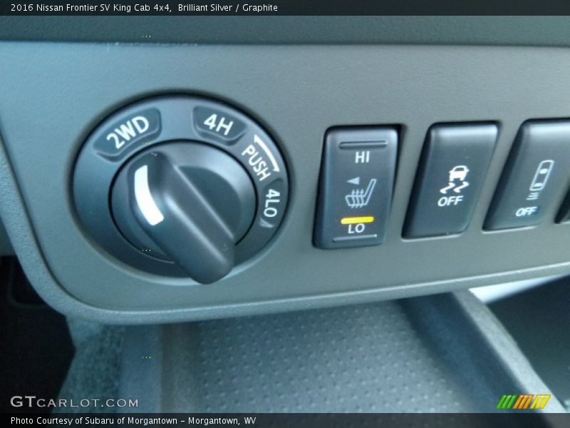 Controls of 2016 Frontier SV King Cab 4x4
