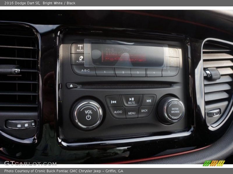 Bright White / Black 2016 Dodge Dart SE