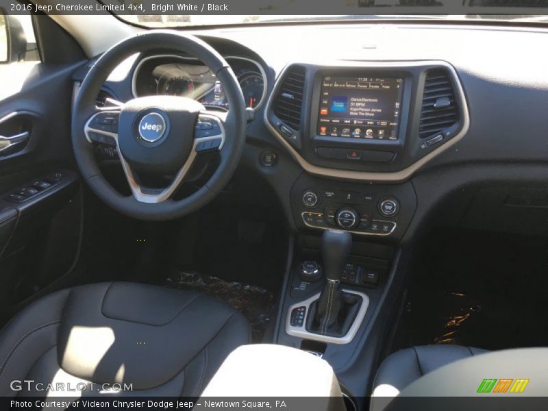 Bright White / Black 2016 Jeep Cherokee Limited 4x4
