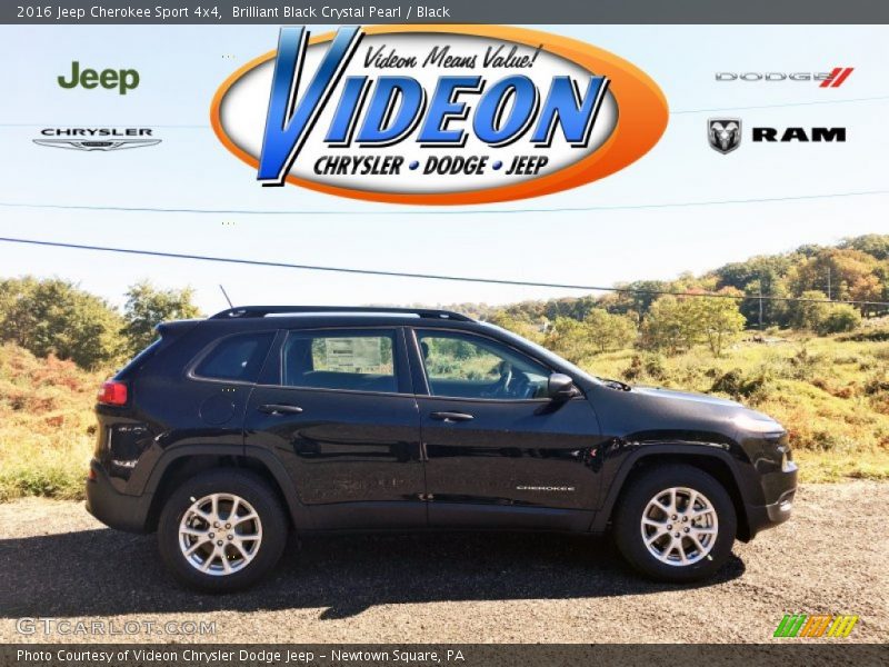 Brilliant Black Crystal Pearl / Black 2016 Jeep Cherokee Sport 4x4