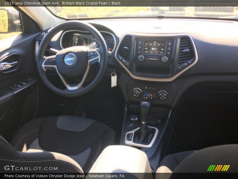 Brilliant Black Crystal Pearl / Black 2016 Jeep Cherokee Sport 4x4