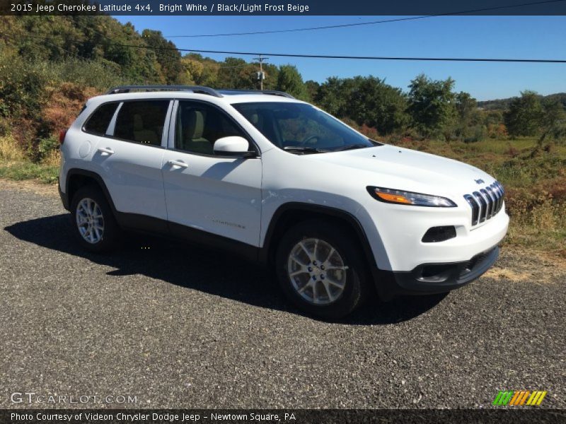 Bright White / Black/Light Frost Beige 2015 Jeep Cherokee Latitude 4x4