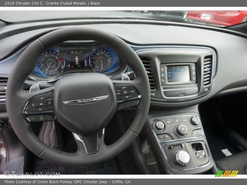 Granite Crystal Metallic / Black 2016 Chrysler 200 S