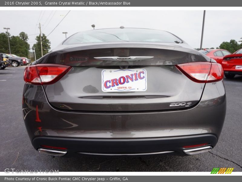 Granite Crystal Metallic / Black/Ambassador Blue 2016 Chrysler 200 S