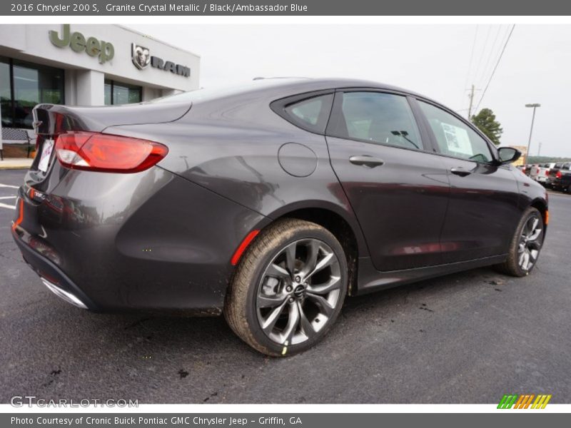 Granite Crystal Metallic / Black/Ambassador Blue 2016 Chrysler 200 S