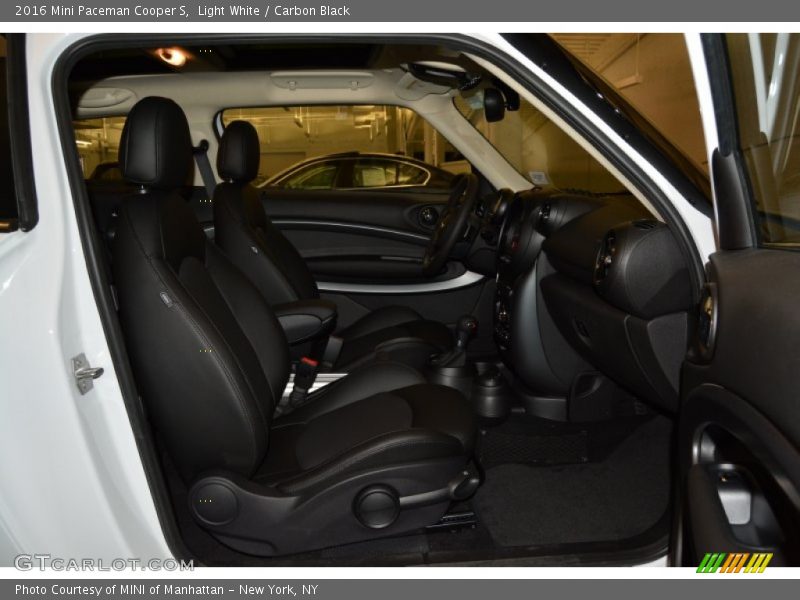 Light White / Carbon Black 2016 Mini Paceman Cooper S
