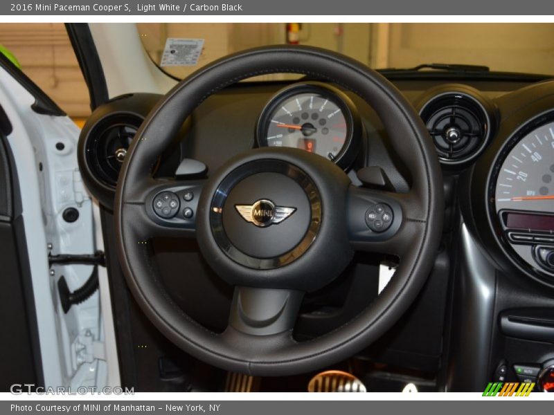 Light White / Carbon Black 2016 Mini Paceman Cooper S