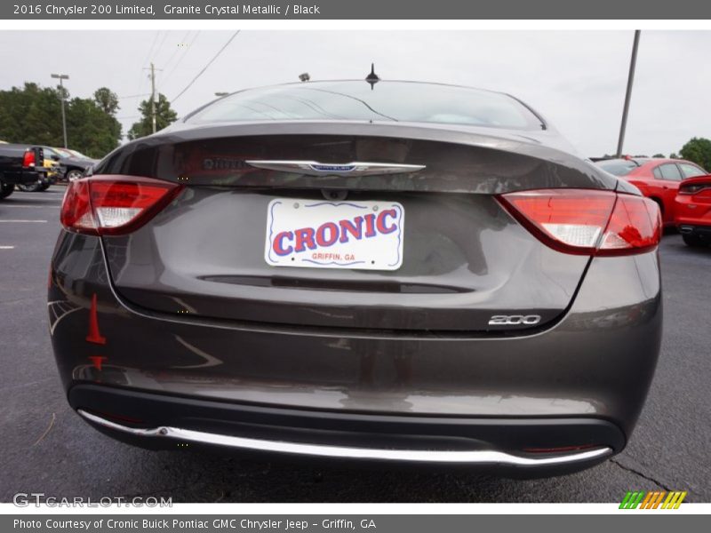 Granite Crystal Metallic / Black 2016 Chrysler 200 Limited