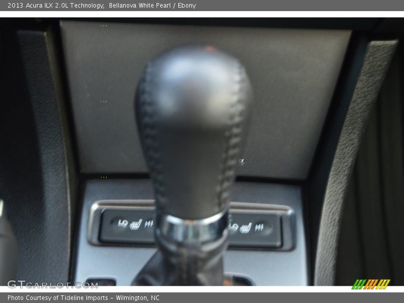 Bellanova White Pearl / Ebony 2013 Acura ILX 2.0L Technology