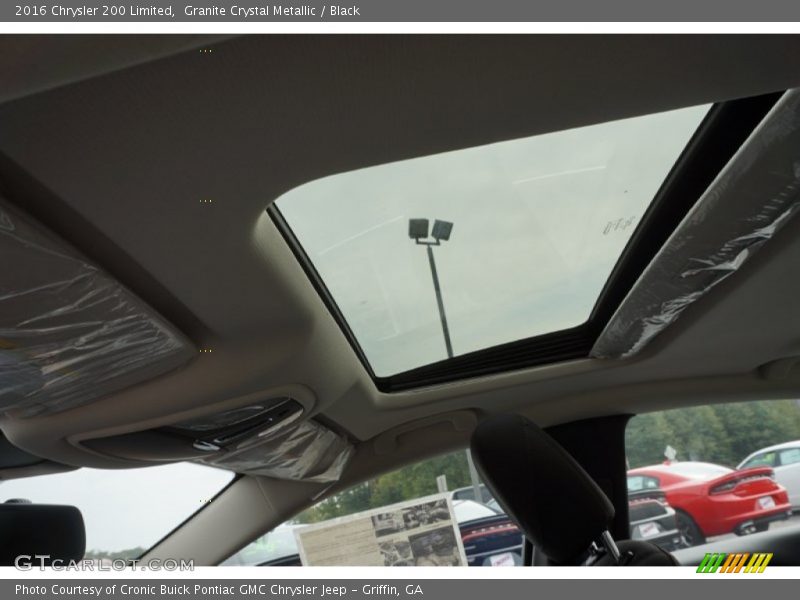 Granite Crystal Metallic / Black 2016 Chrysler 200 Limited