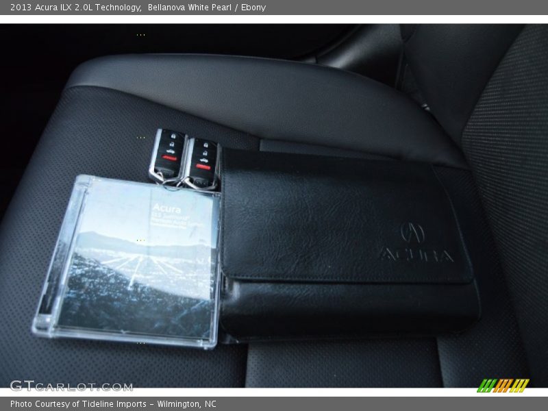 Bellanova White Pearl / Ebony 2013 Acura ILX 2.0L Technology