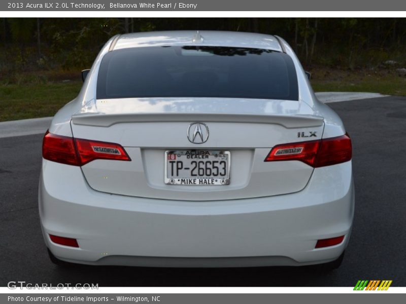 Bellanova White Pearl / Ebony 2013 Acura ILX 2.0L Technology