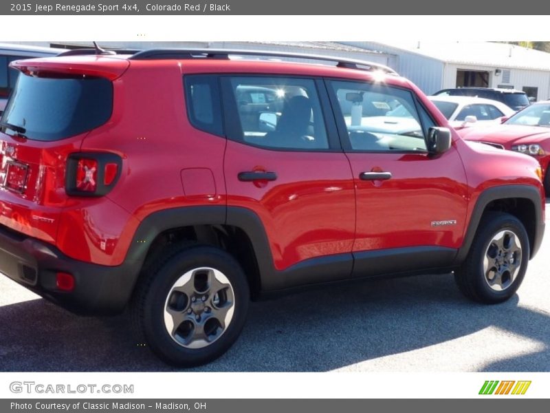 Colorado Red / Black 2015 Jeep Renegade Sport 4x4