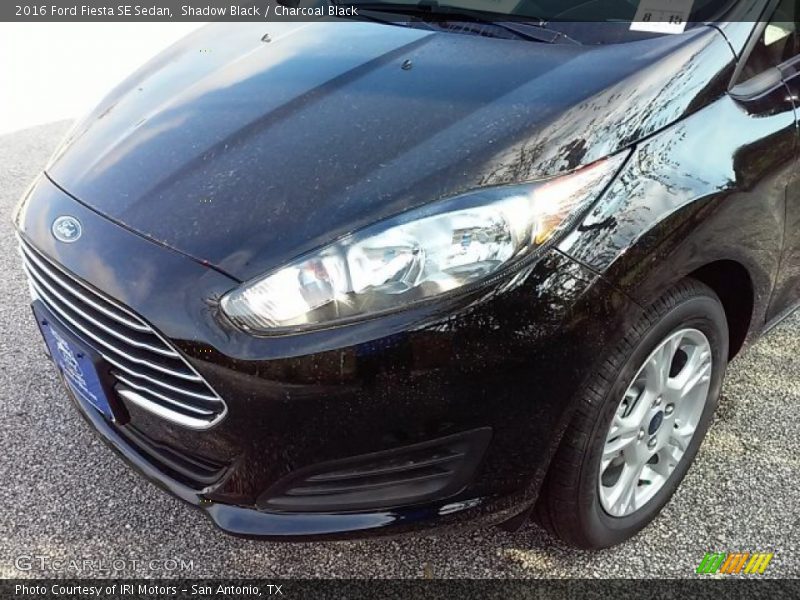 Shadow Black / Charcoal Black 2016 Ford Fiesta SE Sedan