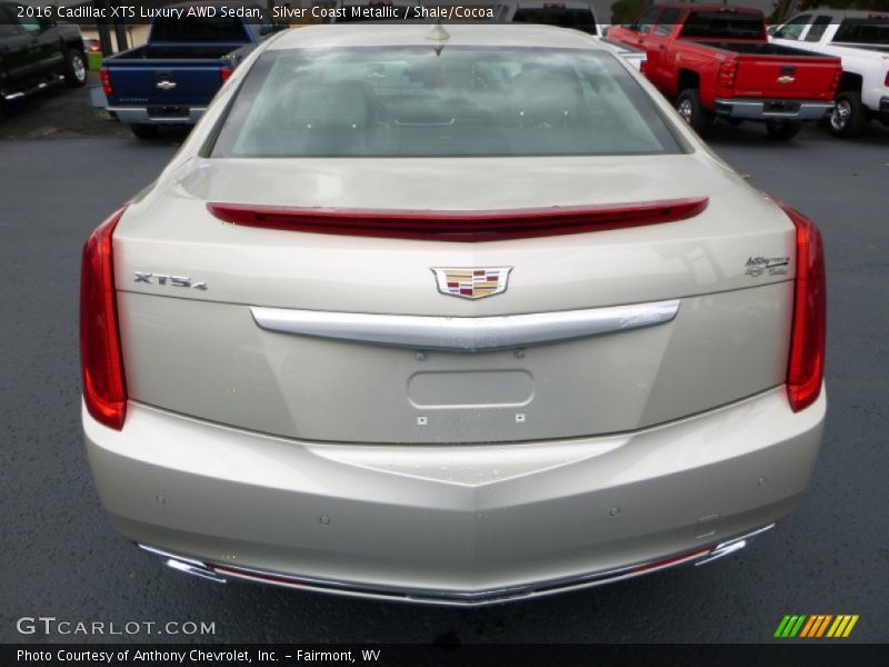 Silver Coast Metallic / Shale/Cocoa 2016 Cadillac XTS Luxury AWD Sedan