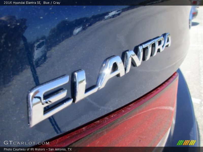 Blue / Gray 2016 Hyundai Elantra SE