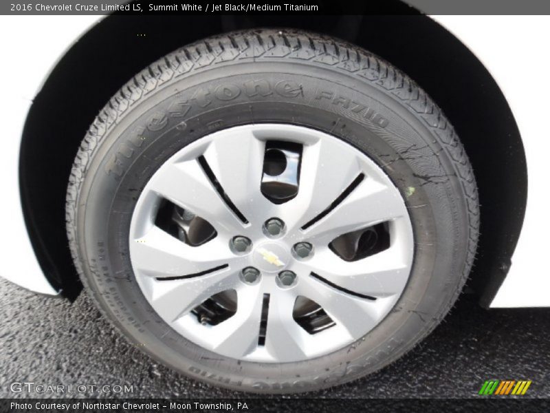 Summit White / Jet Black/Medium Titanium 2016 Chevrolet Cruze Limited LS