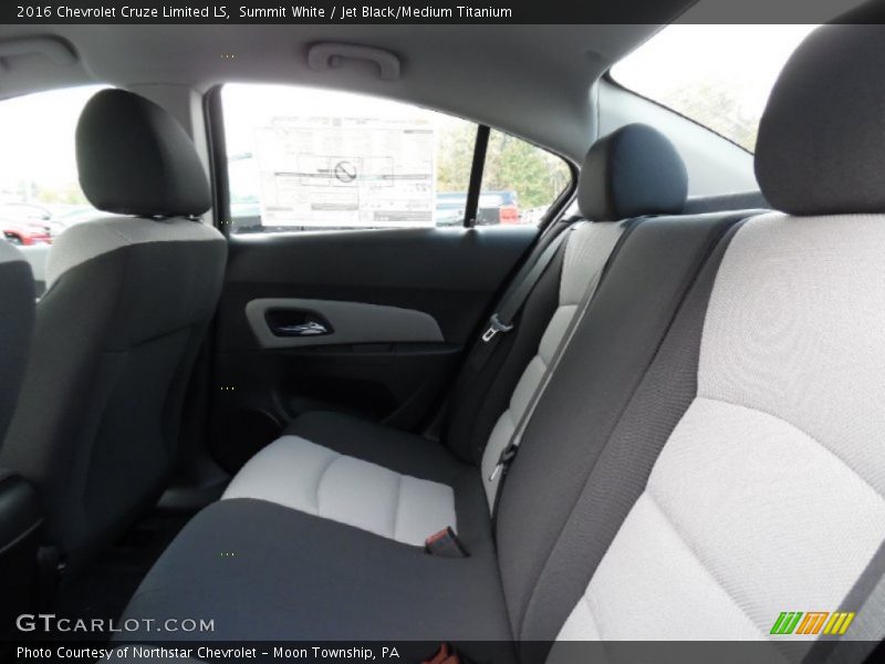 Summit White / Jet Black/Medium Titanium 2016 Chevrolet Cruze Limited LS