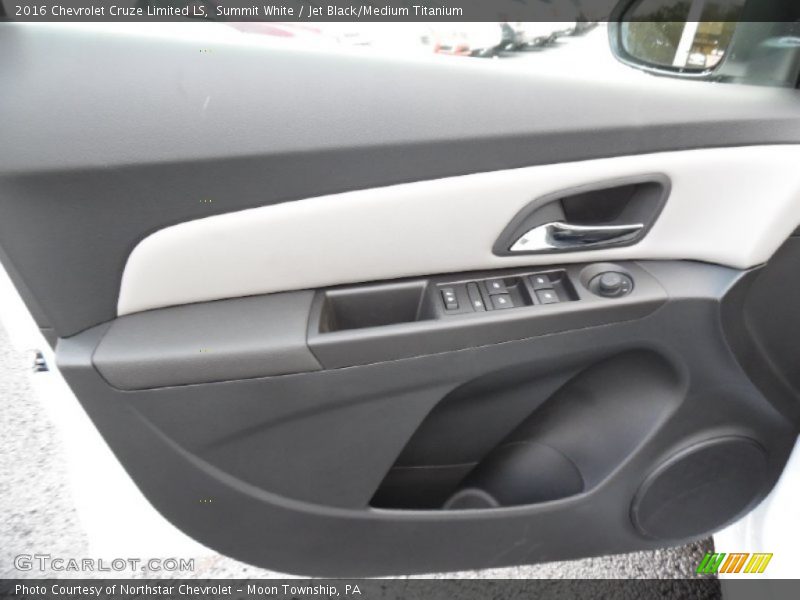 Summit White / Jet Black/Medium Titanium 2016 Chevrolet Cruze Limited LS