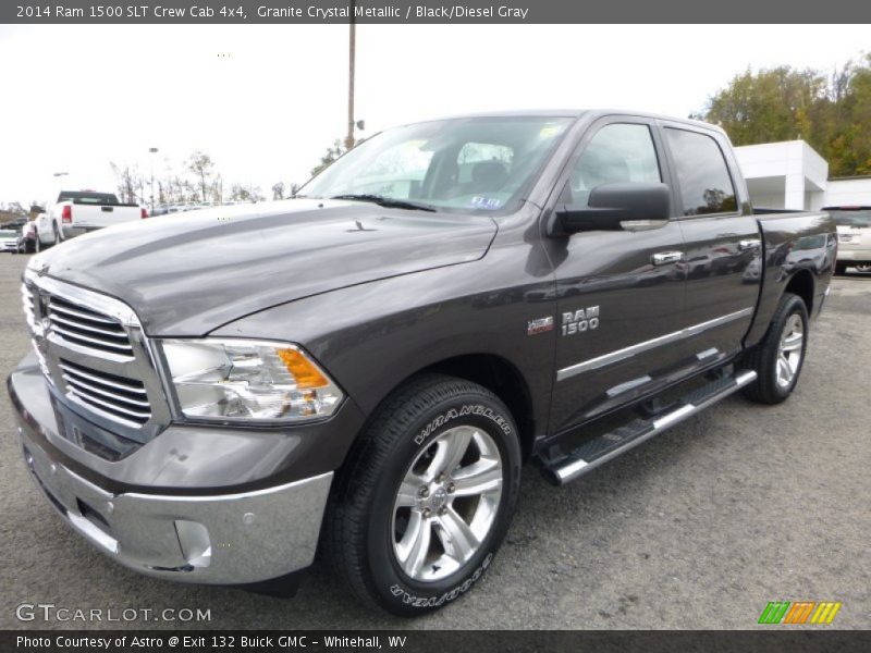 Front 3/4 View of 2014 1500 SLT Crew Cab 4x4