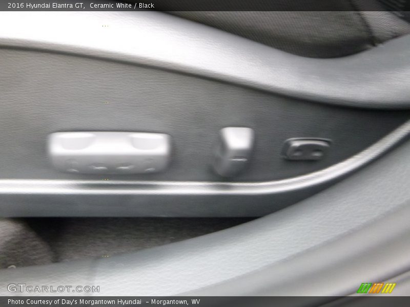 Ceramic White / Black 2016 Hyundai Elantra GT