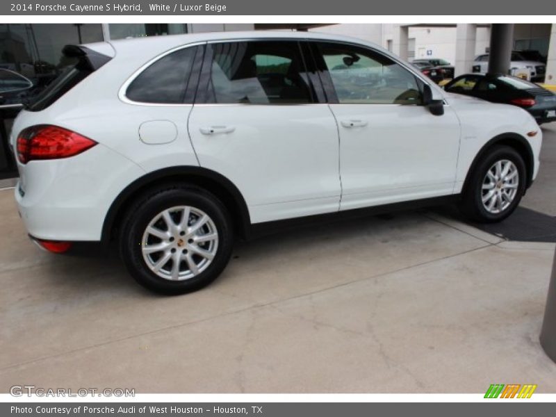 White / Luxor Beige 2014 Porsche Cayenne S Hybrid