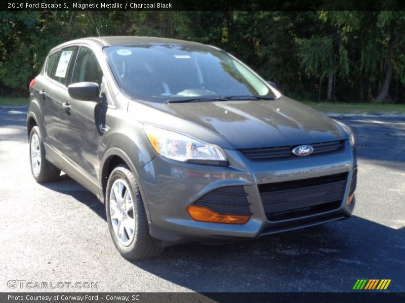 Magnetic Metallic / Charcoal Black 2016 Ford Escape S